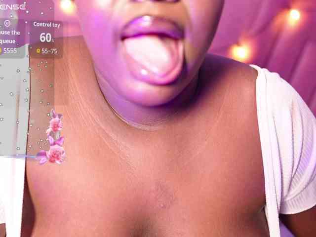 sweetyummychocolate webcam