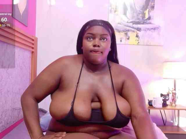 sweetyummychocolate webcam