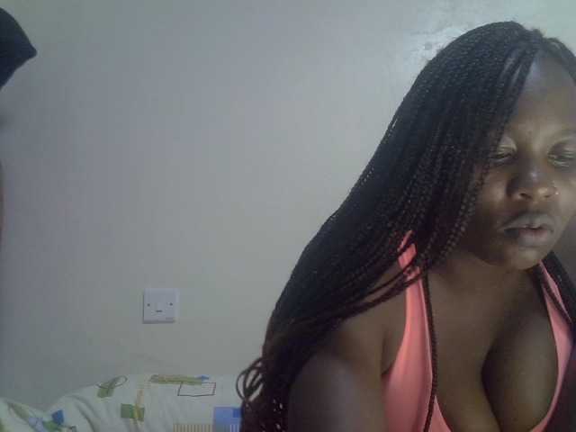 Ava02 live cam on BongaCams