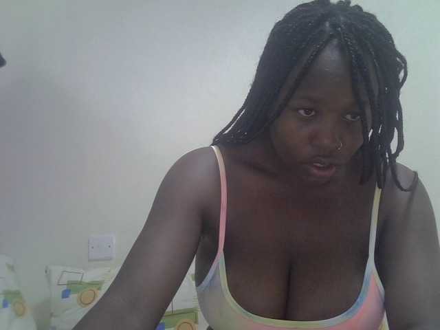 Ava02