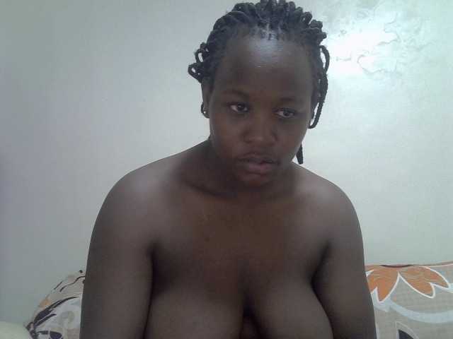 Ava02 live cam on BongaCams