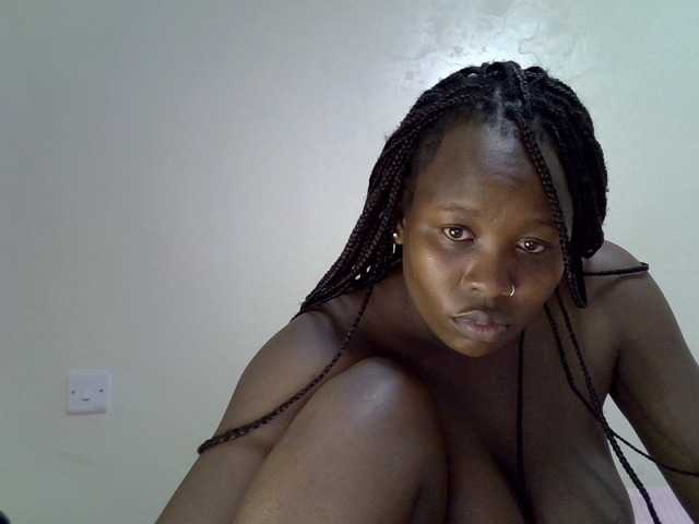 Ava02