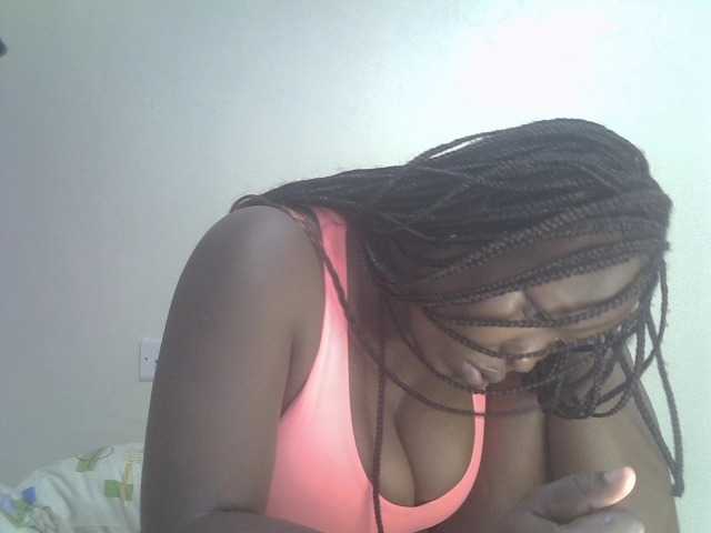 Ava02