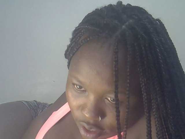 Ava02