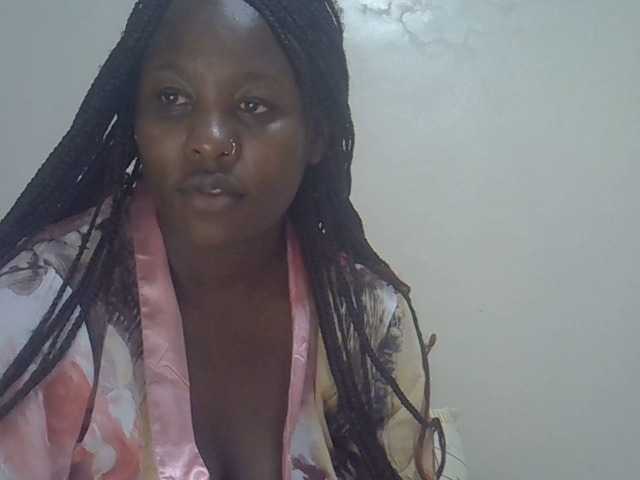 Ava02 live cam on BongaCams