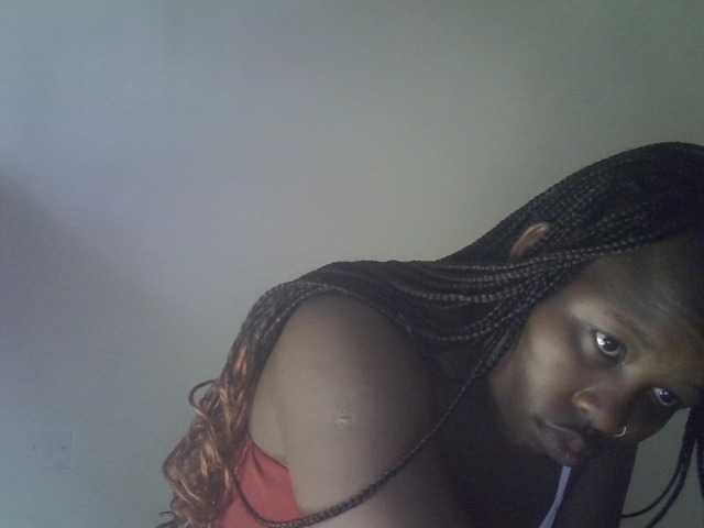 Ava02 live cam on BongaCams