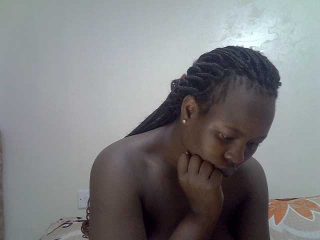 Ava02 live cam on BongaCams