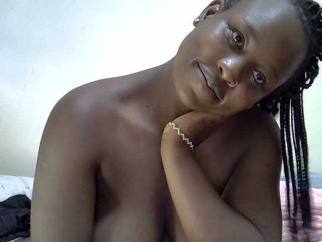 Ava02