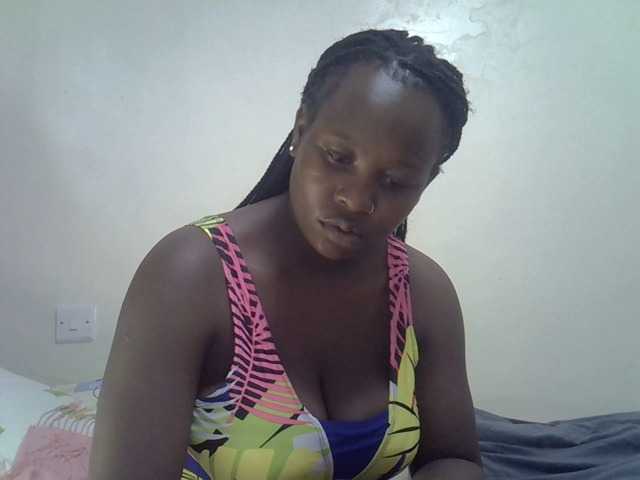 Ava02 live cam on BongaCams
