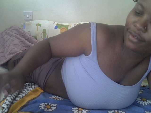 Ava02