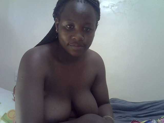 Ava02
