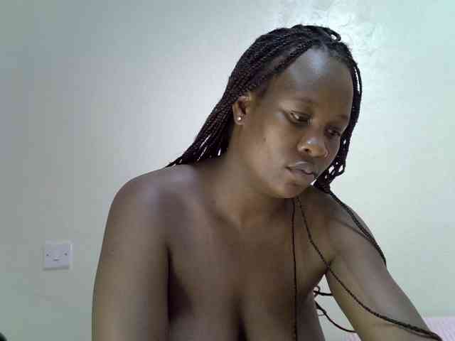 Ava02