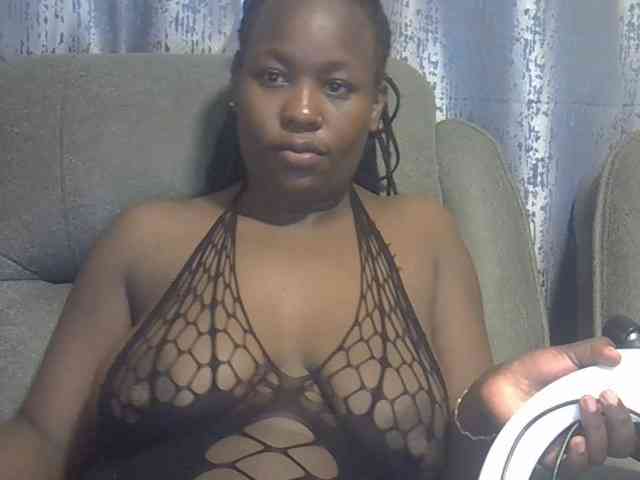 Ava02