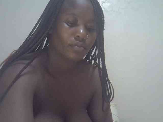 Ava02