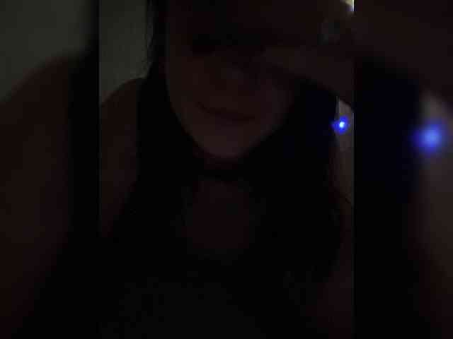 mimimiKMilkK webcam