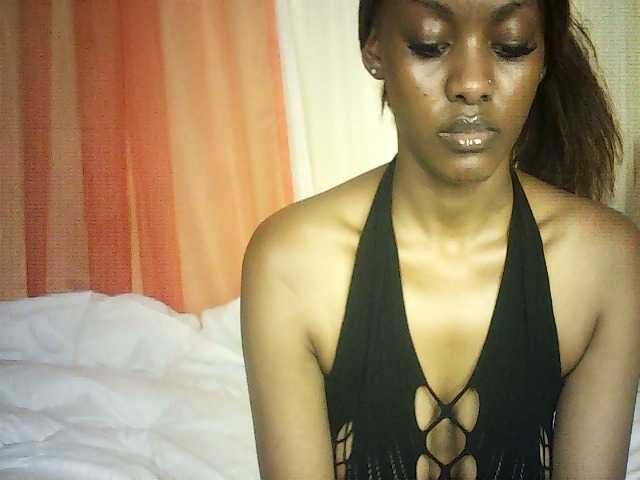 Ariadne- live cam on BongaCams