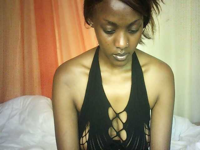 Ariadne- live cam on BongaCams