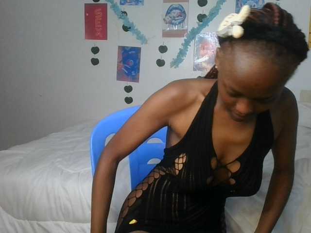 Ariadne- live cam on BongaCams