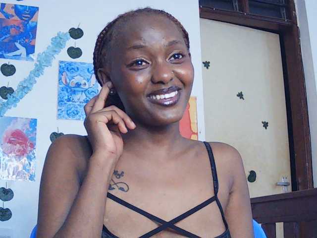 Ariadne- live cam on BongaCams