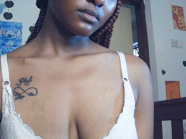 Ariadne- live cam preview