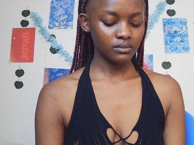 Ariadne- live cam on BongaCams