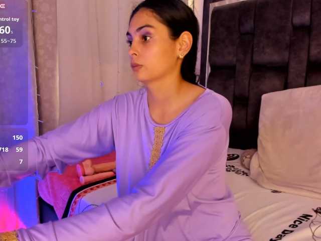 AlanaNova live cam on BongaCams