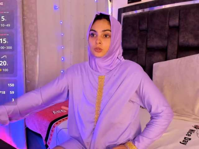 AlanaNova live cam on BongaCams