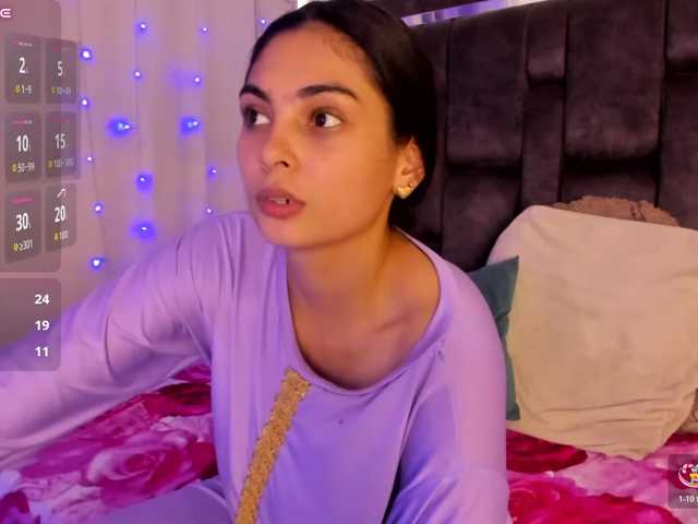 AlanaNova live cam on BongaCams