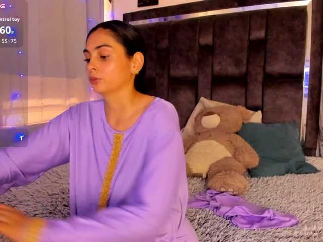 AlanaNova live cam on BongaCams