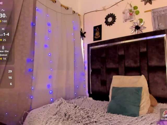 AlanaNova live cam on BongaCams