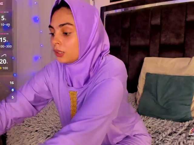 AlanaNova live cam on BongaCams