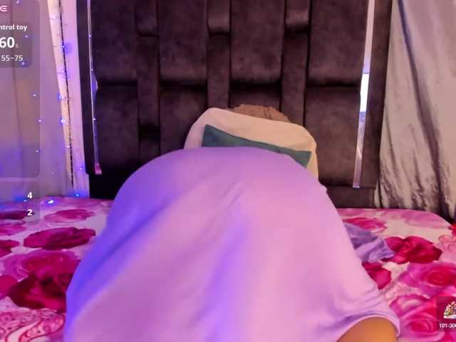 AlanaNova live cam on BongaCams