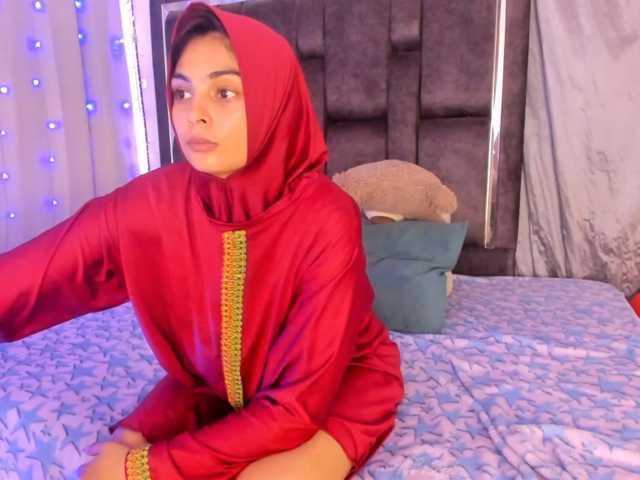 AlanaNova live cam on BongaCams