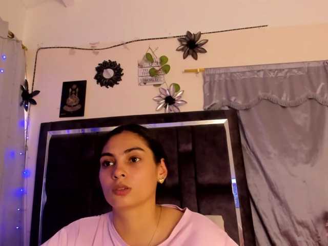 AlanaNova live cam on BongaCams