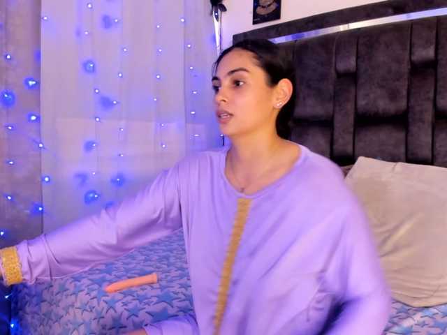 AlanaNova live cam on BongaCams