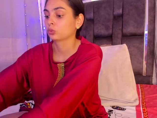 AlanaNova live cam on BongaCams