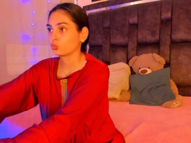 AlanaNova live cam on BongaCams