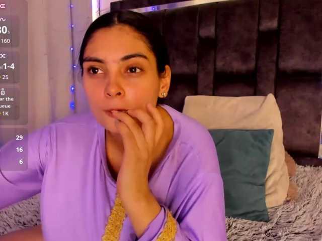 AlanaNova live cam on BongaCams