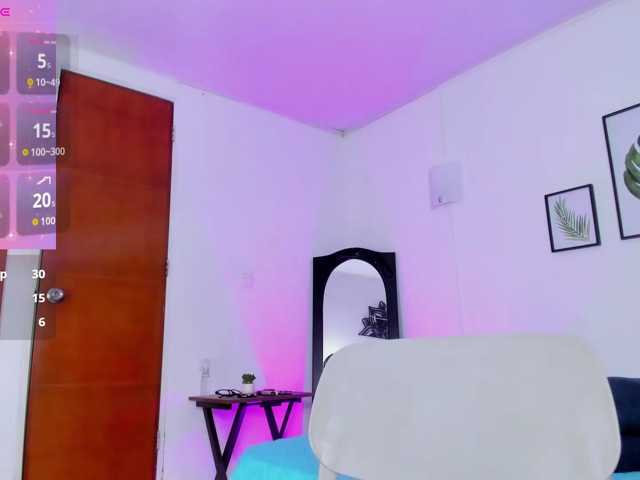 EvelinJons live cam preview