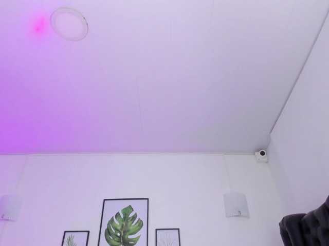 EvelinJons live cam on BongaCams
