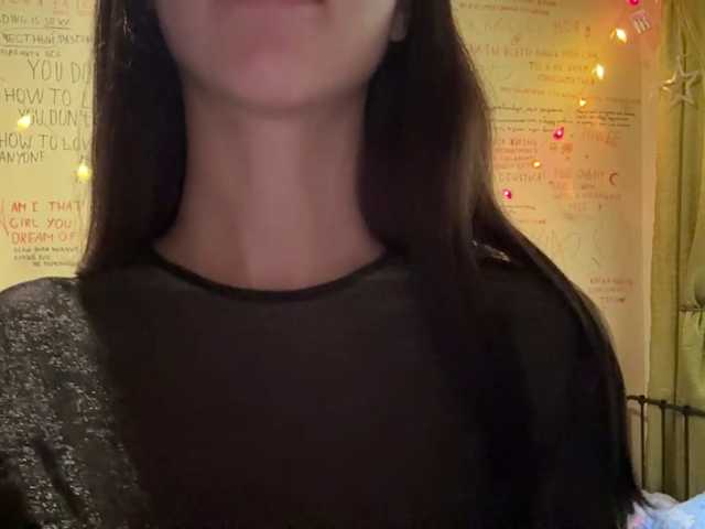 JuicyCutie live cam preview
