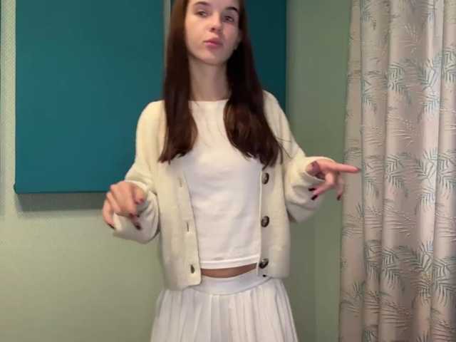 JuicyCutie live cam on BongaCams