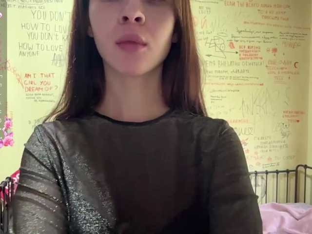 JuicyCutie live cam on BongaCams