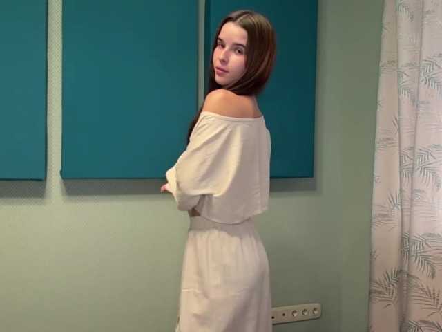 JuicyCutie live cam on BongaCams