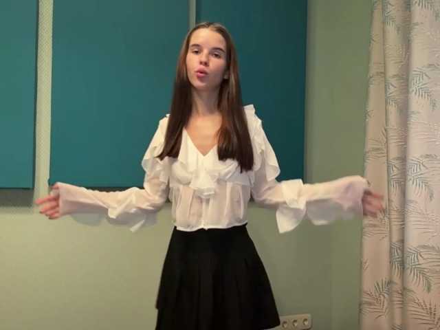 JuicyCutie live cam on BongaCams