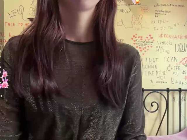 JuicyCutie live cam on BongaCams