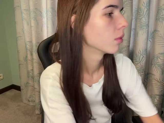 JuicyCutie live cam on BongaCams