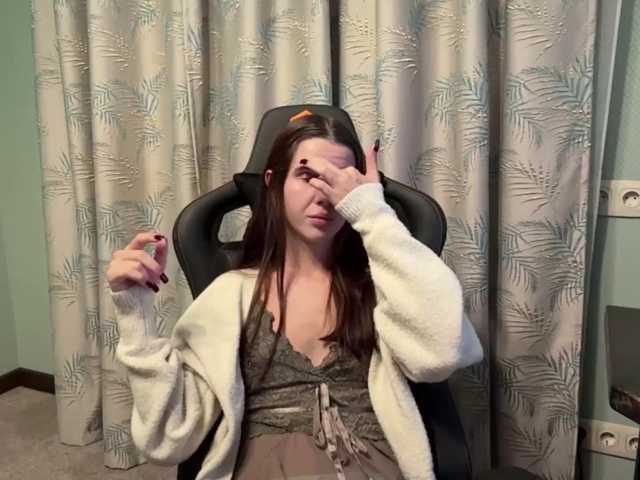 JuicyCutie live cam on BongaCams