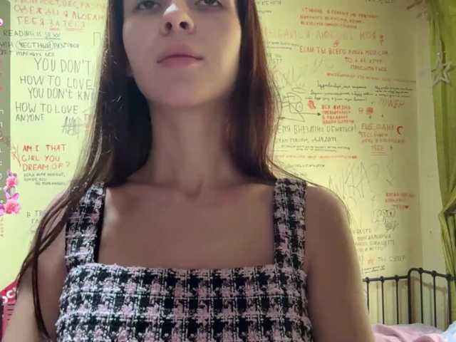 JuicyCutie live cam on BongaCams