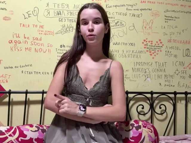 JuicyCutie live cam on BongaCams